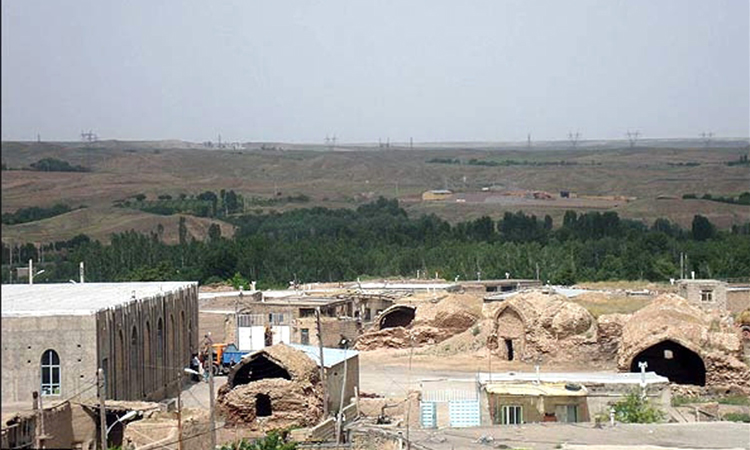 Nik Pey Caravanserai